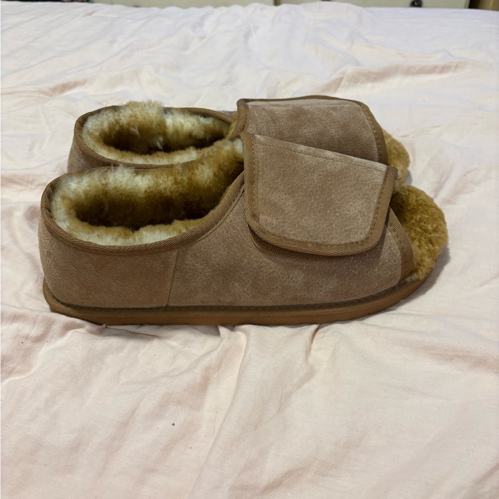 Cozy Brown Slippers with Faux Fur Lining